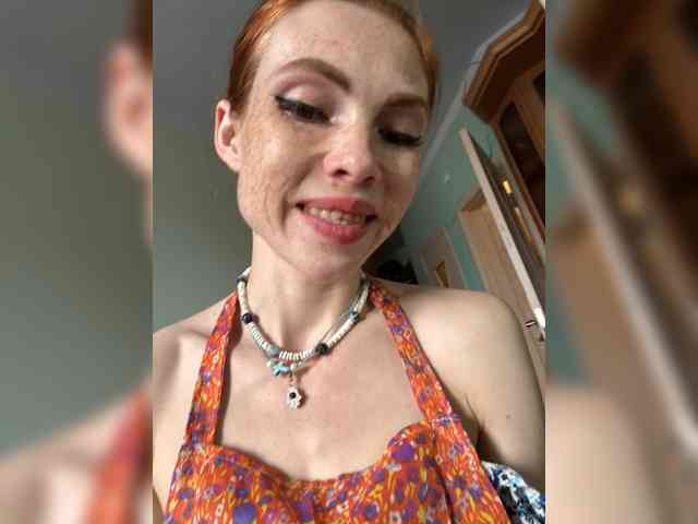 Magic-Alice Live Webcam on BongaCams
