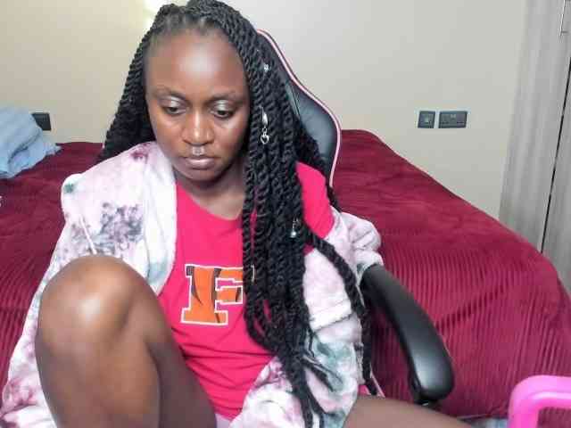 Trizzytariaa webcam