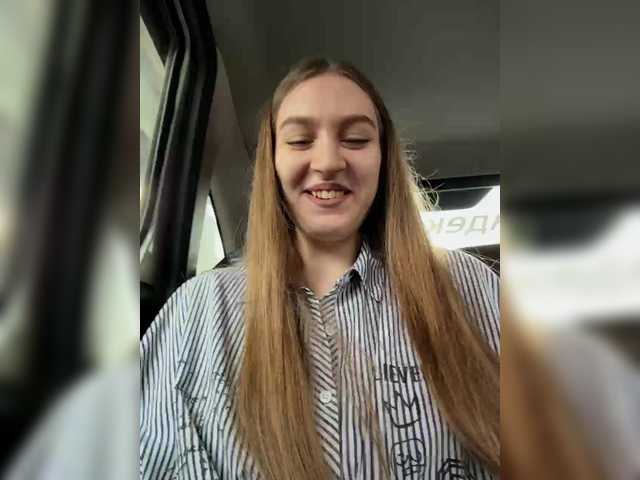 CyrilaPuff webcam
