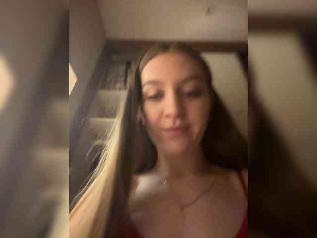 CyrilaPuff webcam