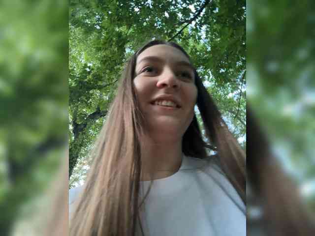 CyrilaPuff webcam