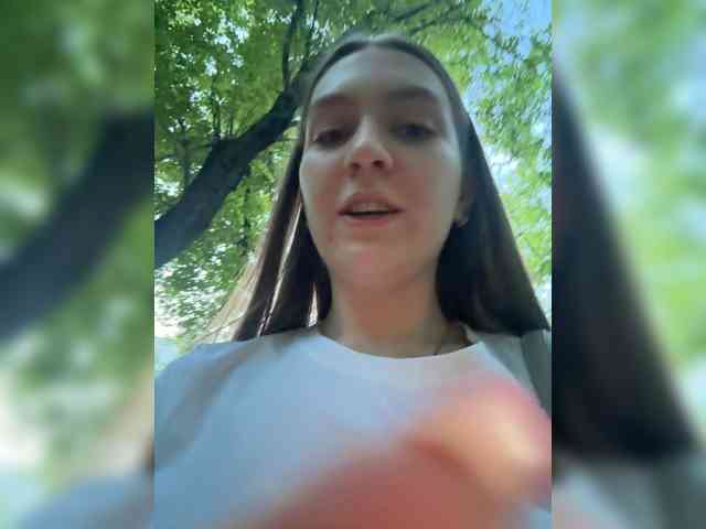 CyrilaPuff webcam