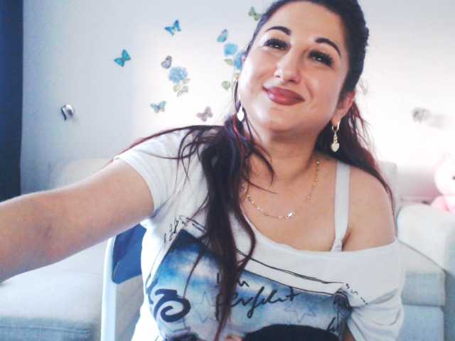 mayarebecca live cam on BongaCams