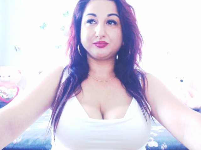 mayarebecca live cam on BongaCams