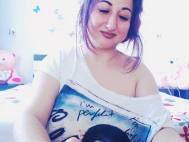 mayarebecca live cam on BongaCams