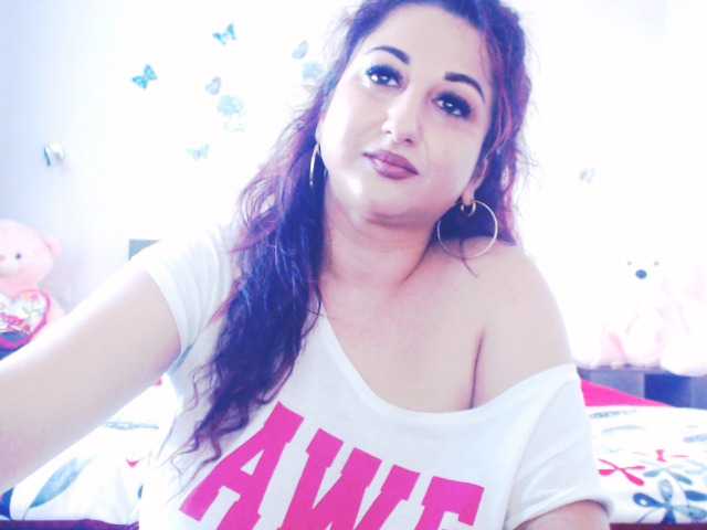 mayarebecca live cam on BongaCams