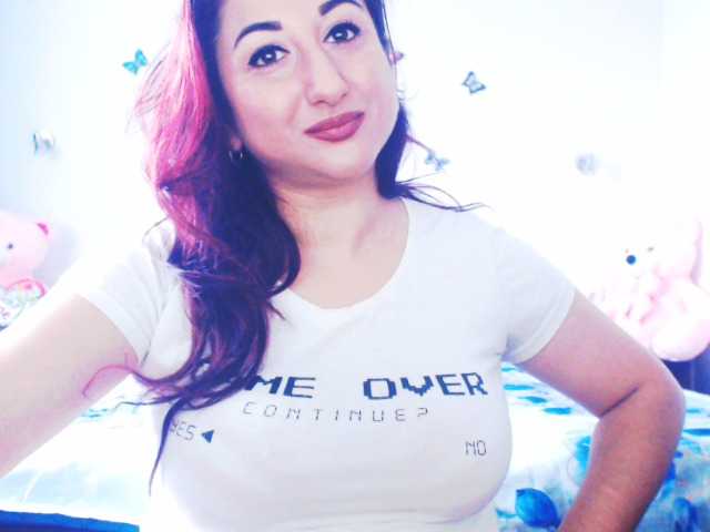 mayarebecca live cam on BongaCams