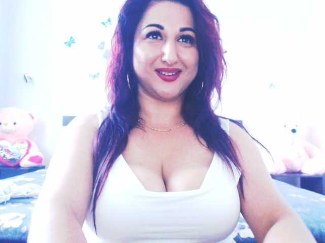 mayarebecca live cam on BongaCams