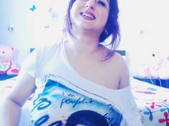 mayarebecca live cam on BongaCams