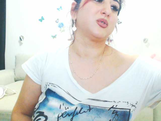 mayarebecca live cam on BongaCams