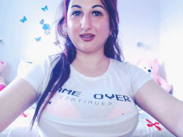mayarebecca è una delle camgirl italiane più popolari durante uno show su BongaCams. Tag più rilevanti: White/Caucasian,Redhead,Shaved