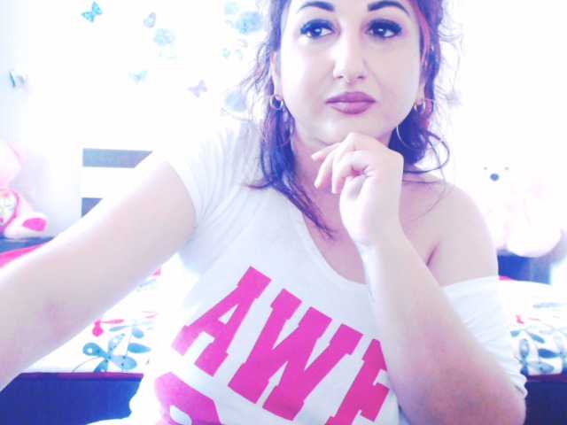 mayarebecca live cam on BongaCams