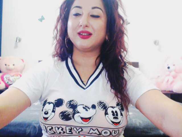 mayarebecca live cam on BongaCams