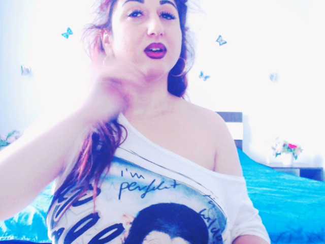 naughtymaya4you live cam on BongaCams
