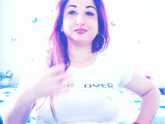 Modella: mayarebecca