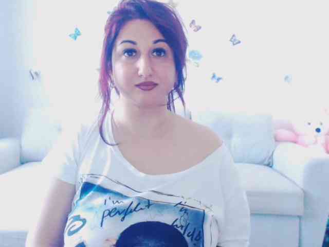 Modella: mayarebecca