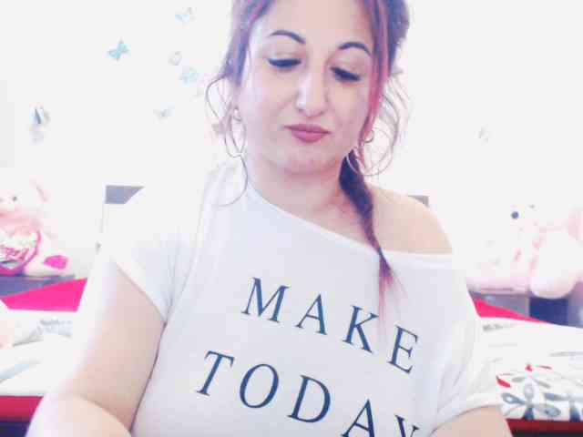 Modella: mayarebecca