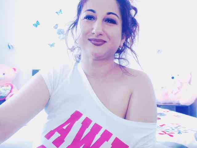 Modella: mayarebecca