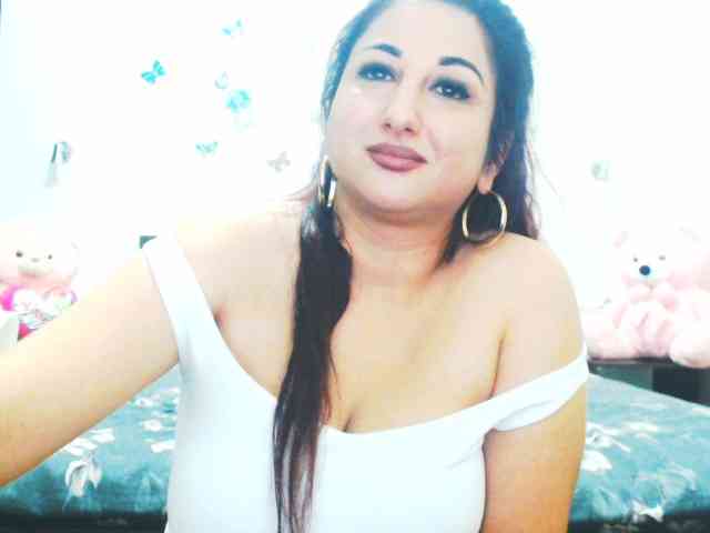 mayarebecca webcam