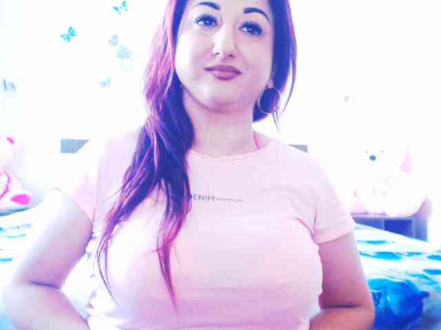 Modella: mayarebecca