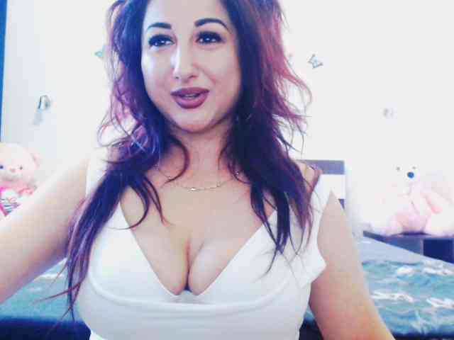 Modella: mayarebecca