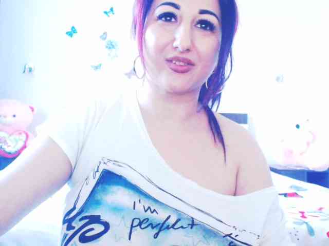 Modella: mayarebecca