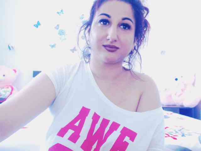 Modella: mayarebecca