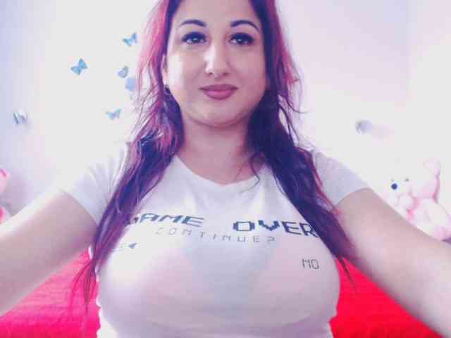 Modella: mayarebecca