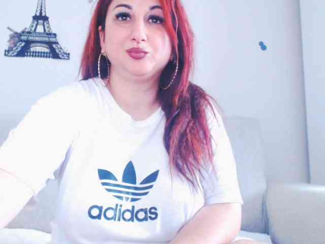 Modella: mayarebecca