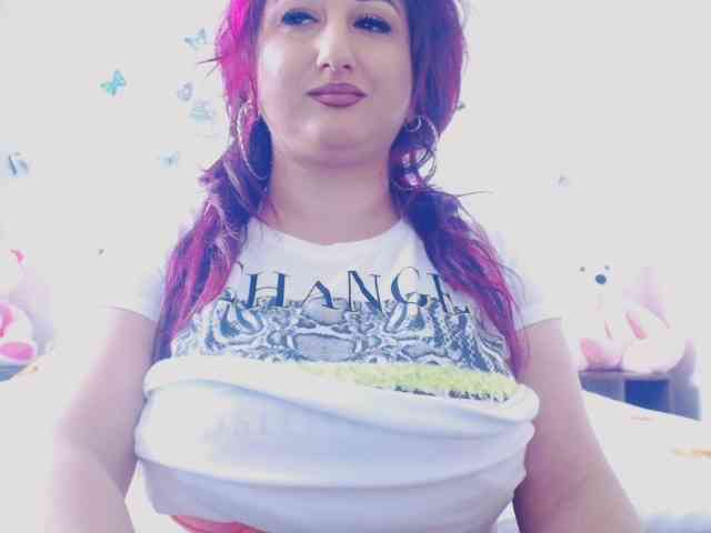 Modella: mayarebecca