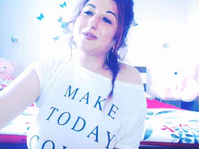 Modella: mayarebecca