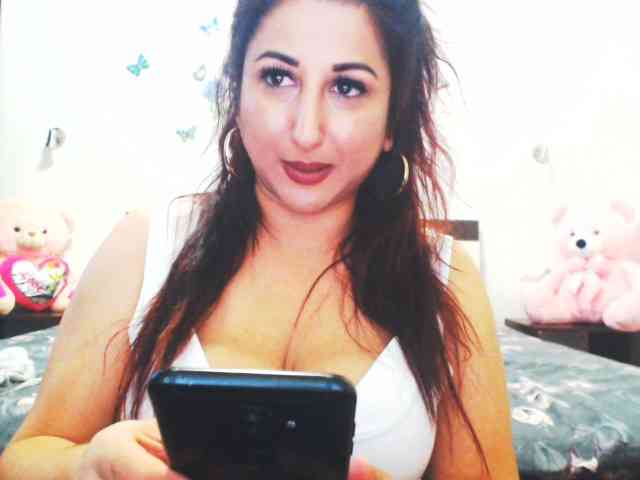 Modella: mayarebecca