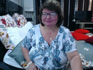 SweetMommaX Porn Show