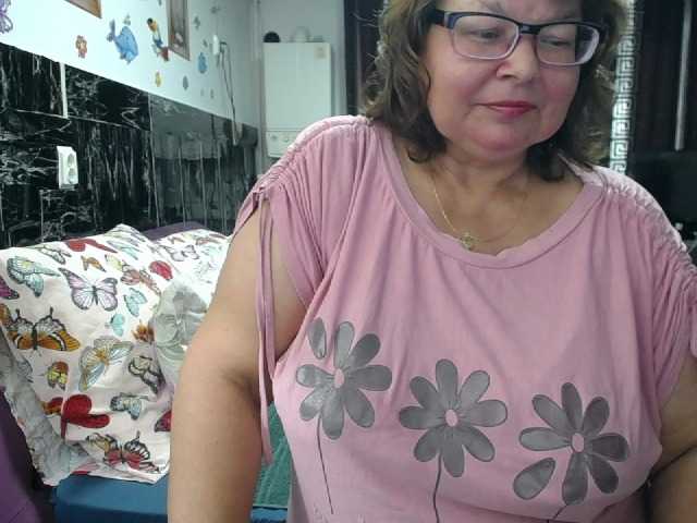SweetMommaX live cam preview