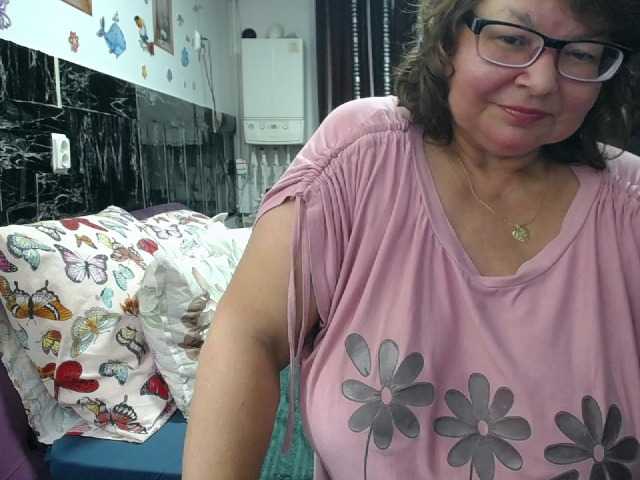 SweetMommaX live cam preview