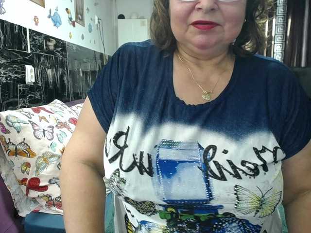 SweetMommaX live cam preview