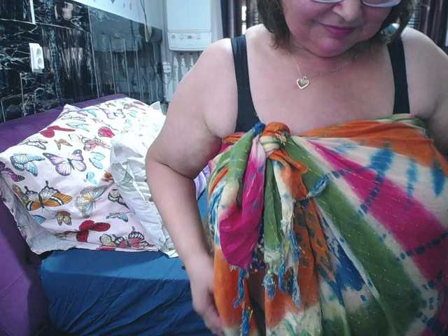 SweetMommaX live cam on BongaCams