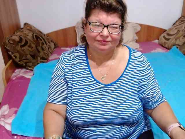 SweetMommaX bongacams
