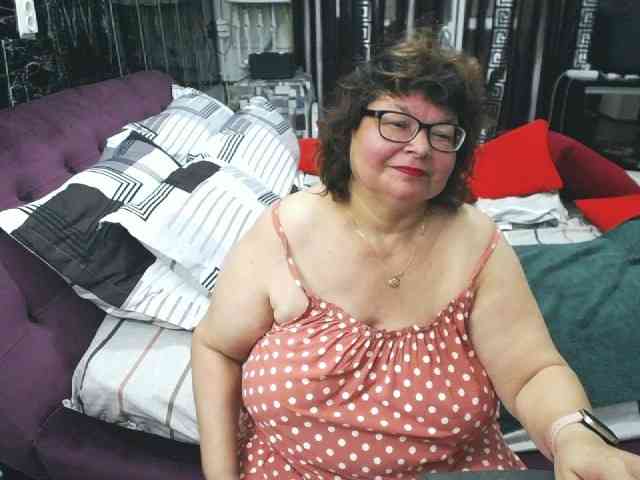 SweetMommaX webcam