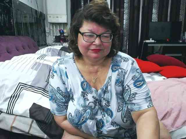 SweetMommaX webcam