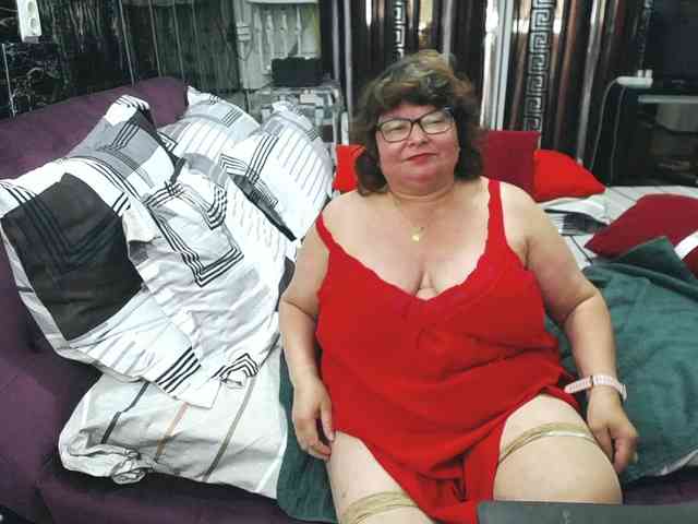 SweetMommaX webcam