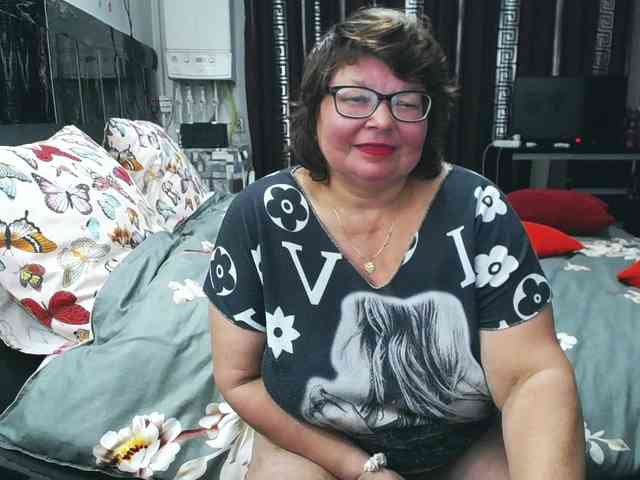 SweetMommaX webcam