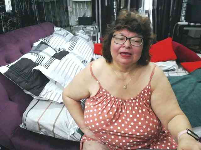 SweetMommaX webcam