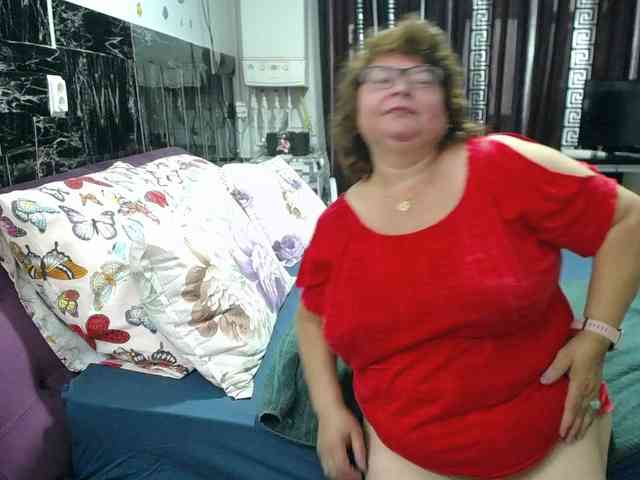 SweetMommaX webcam