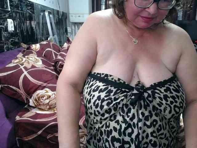 SweetMommaX webcam