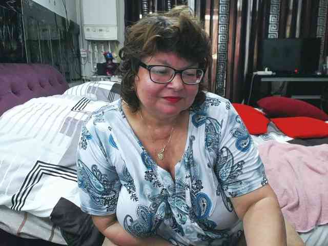 SweetMommaX webcam