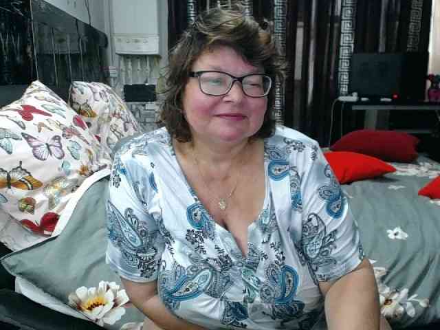 SweetMommaX webcam