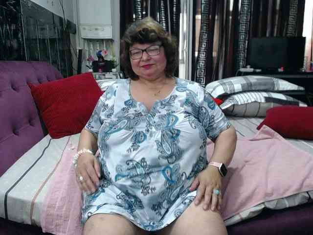 SweetMommaX webcam