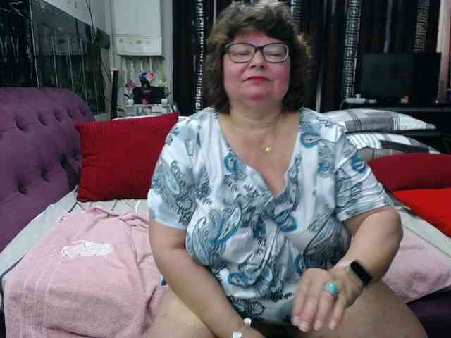 SweetMommaX webcam