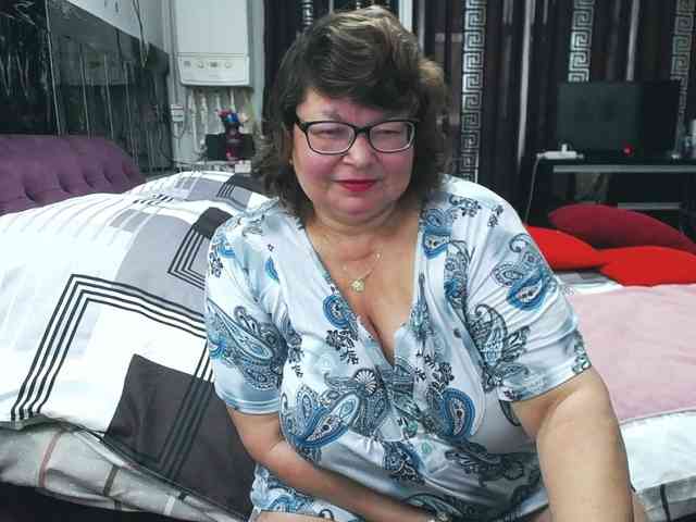 SweetMommaX webcam